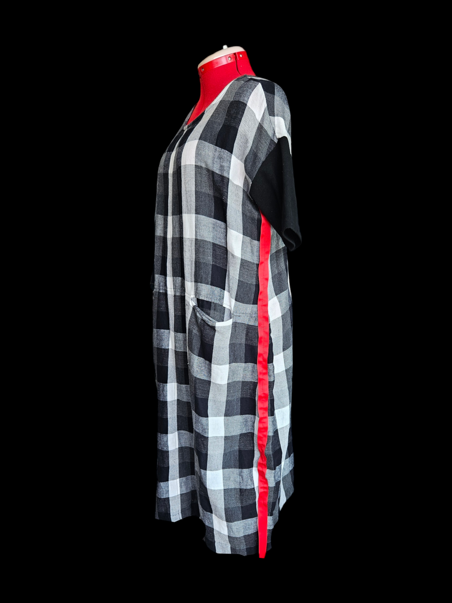 Checkered Dress with Red - size L